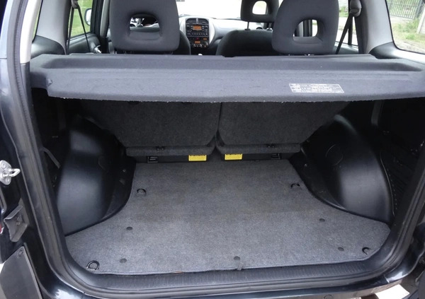 Toyota RAV4 cena 28700 przebieg: 212000, rok produkcji 2004 z Drobin małe 407